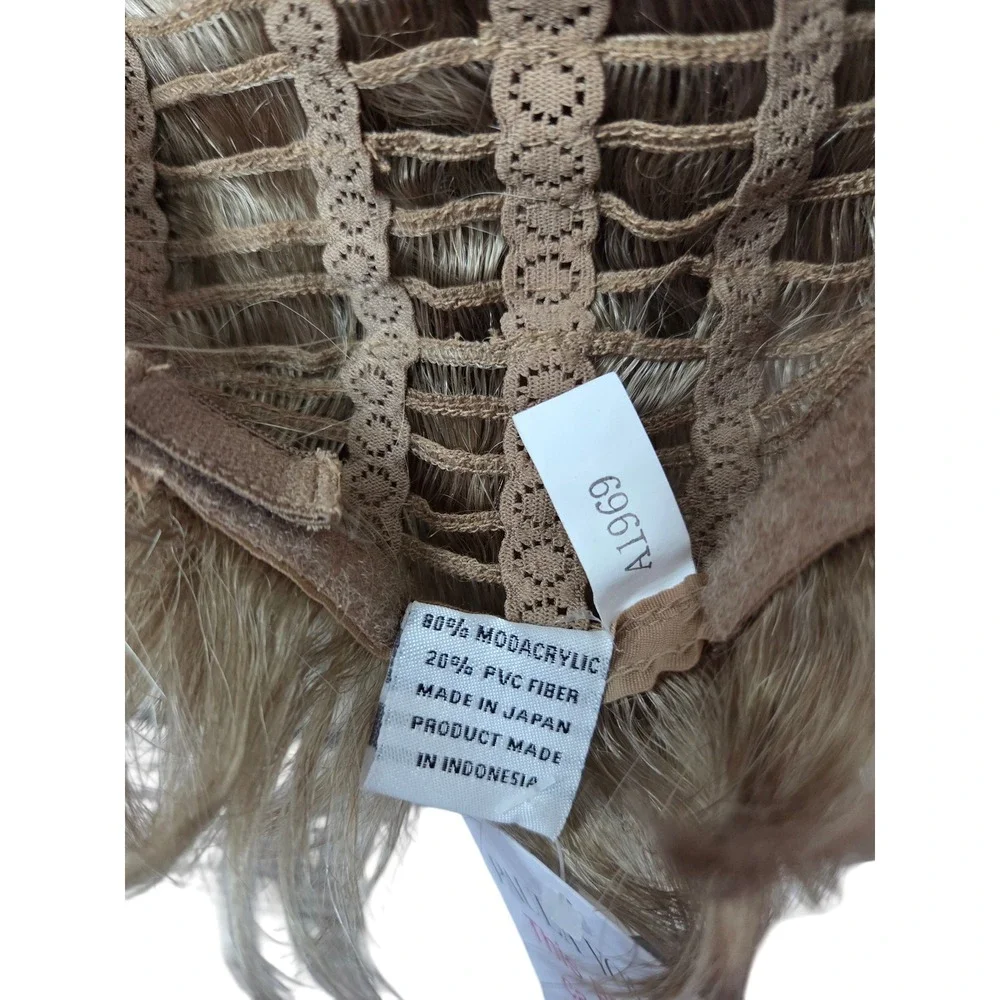 Paula Young A5547 Victoria‎ Wig Light Blonde Curly Short Synthetic Fiber Women